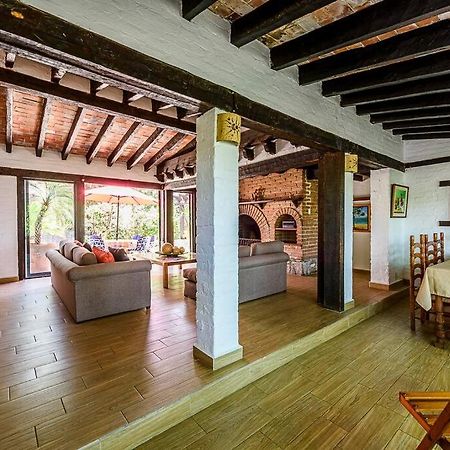 Agradable Cuarto De Hostal Sobre El Centro, Valle Вальє-де-Браво Екстер'єр фото